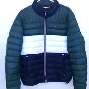 Tommy Hilfiger Packable Jacket. Size MED